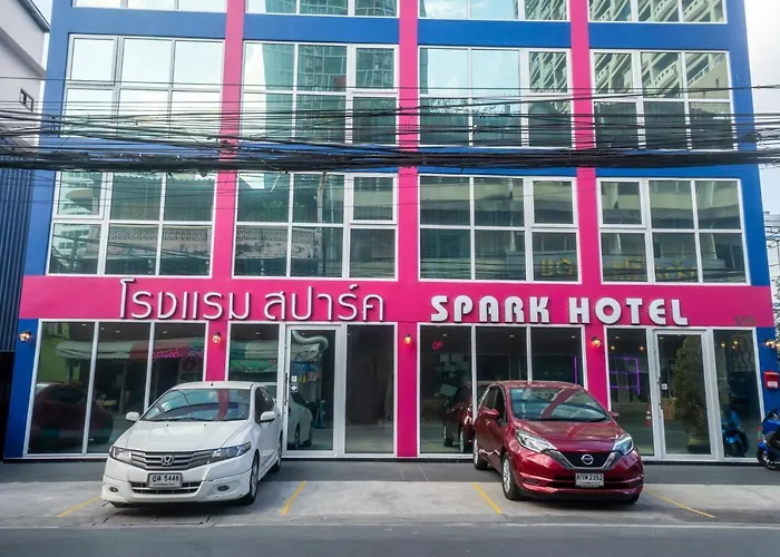 Spark Hotel - Mrt Queen Sirikit - Sha Extra Plus Certified