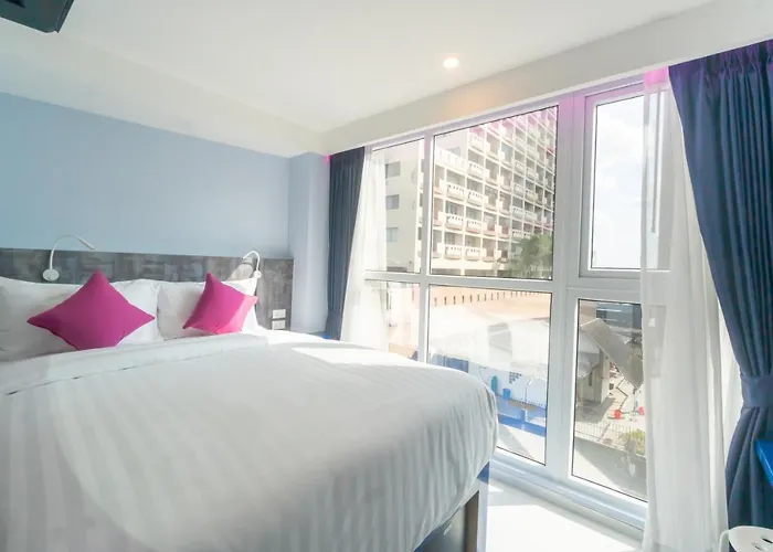 Spark Hotel - Mrt Queen Sirikit - Sha Extra Plus Certified